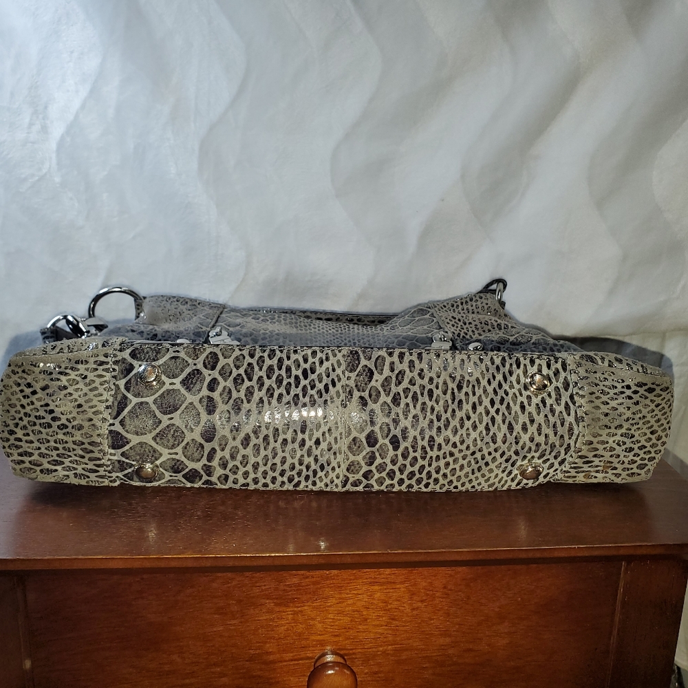 B. Makowsky vintage grey handbag - Picture 5 of 11